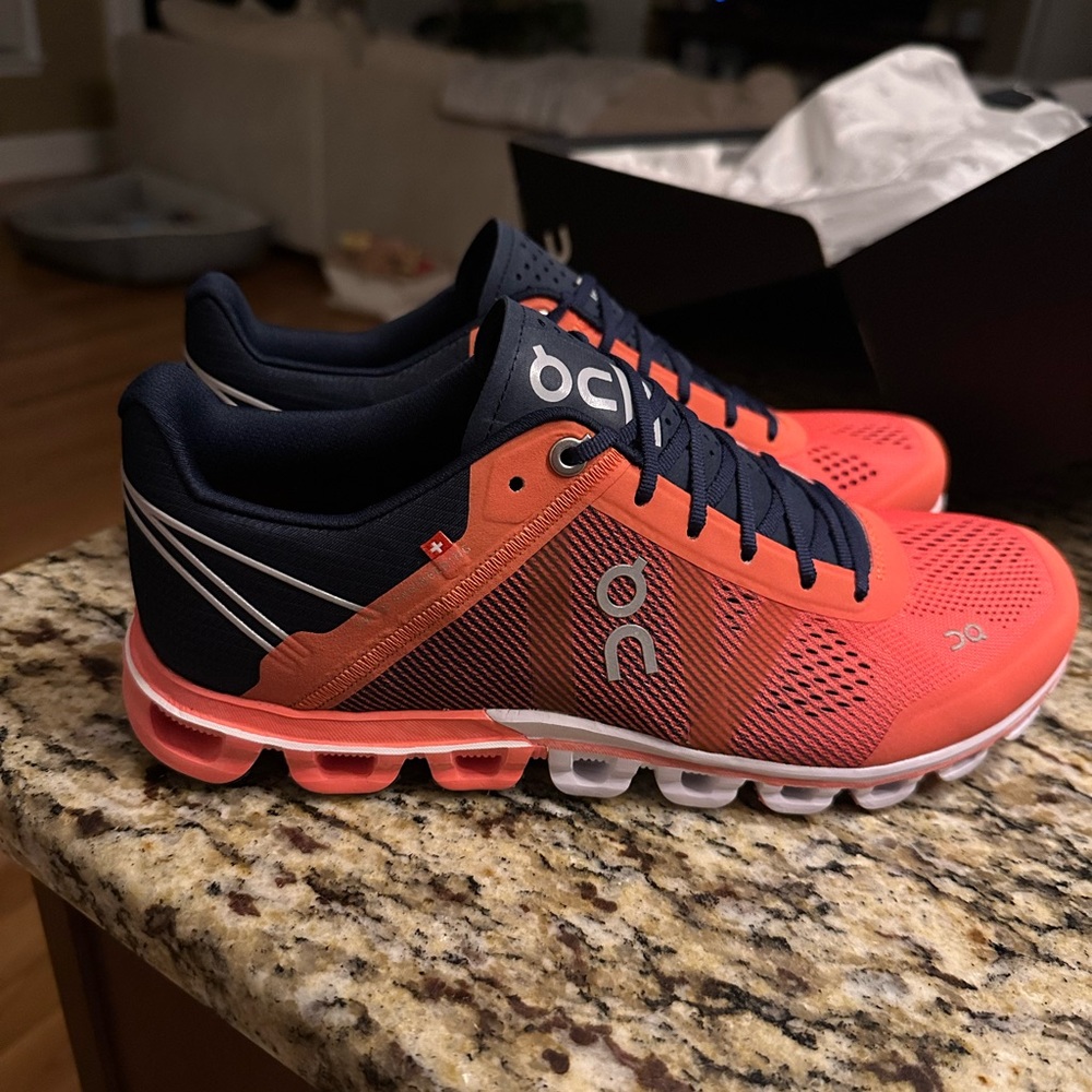 On Running. cloudflow shoes. Size 9